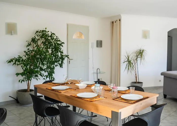 Le Clos Du Buis ヴィラ *