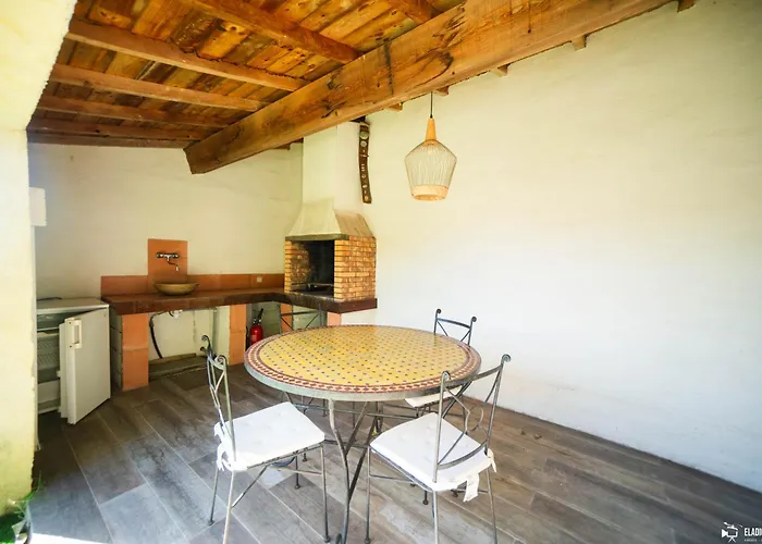 Le Clos Du Buis ヴィラ