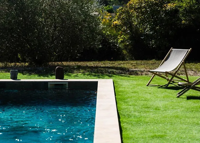 ヴィラ Le Clos Du Buis *