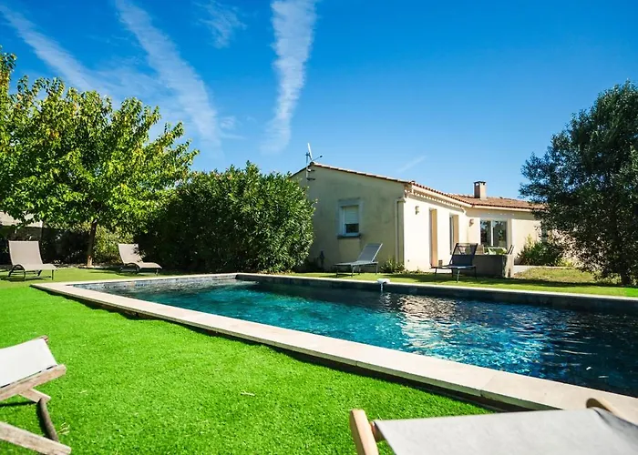 ヴィラ Le Clos Du Buis Poulx